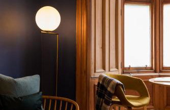 JOIVY Contemporary Cottage with Free Parking - Foto 10