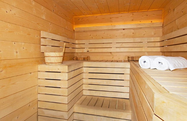 Chalet in Les Deux Alpes With Private Pool - Photo 11