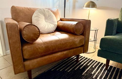 Pristine Full Sized Montrose Apartment Half Block to Menil Museum - Foto 5