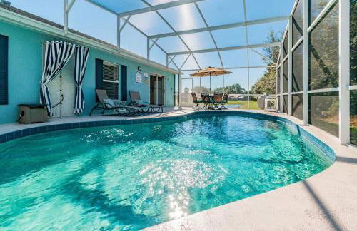 THIS IS PARADISE FOUND! Private In-Ground Pool Home, Views, Near Dis, NO Steps, LOW Rates! - Foto 28