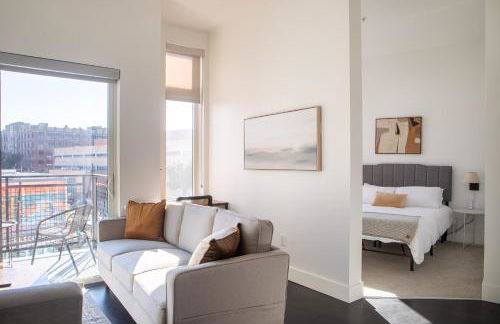 Modern Studio Apt with Rooftop, Gym, and Parking - Foto 3