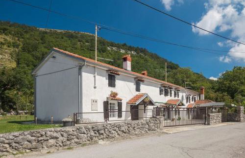 Apartman Cottage house Brest(Buzet) i ugodan odmor - Foto 53