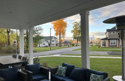 Luxury Estate with StadiumTDJ Views Sleeps 20 - Foto 11