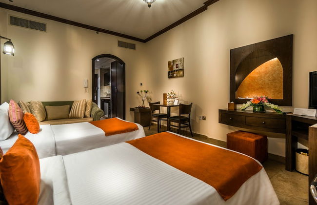 First Central Hotel Suites - Foto 10