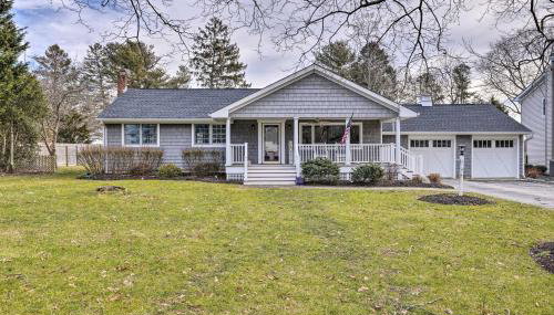 Mattituck Home with Fireplaces - Near Wineries - Foto 3