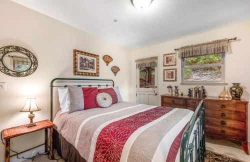 Rustic Mtn-View Home with Wood Stove Dog Friendly - Foto 17