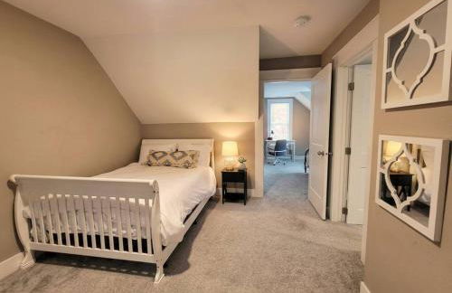 Sweet Cottage near Downtown DSM - Foto 10