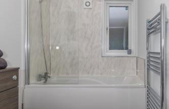 York Family Luxury Cabin with hot tub - Photo 39