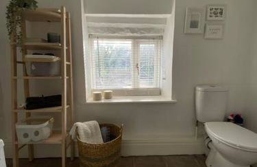 1750's cottage with open fire and beams - Foto 45