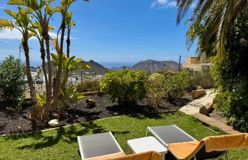 Villa Casa Lilo, en jardin grande,con una gran piscina, con pérgola y barbacoa - Foto 26
