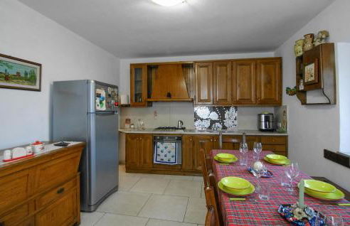Awesome Home In Valpromaro With Wifi - Foto 5