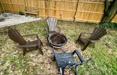 3BR W/ BASEMENT HOME 'THE LION’S DEN' - Foto 21