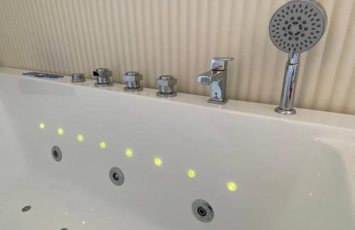 Cocon Diamant - Nuit Romantique - Jacuzzi et Sauna - Hyper-Centre - Foto 32