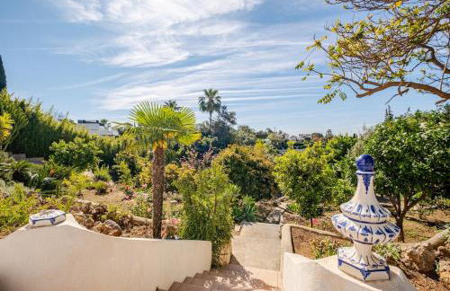 Villa With Jacuzzi and Panoramic Views in Prestigious El Rosario, Marbella - Foto 13