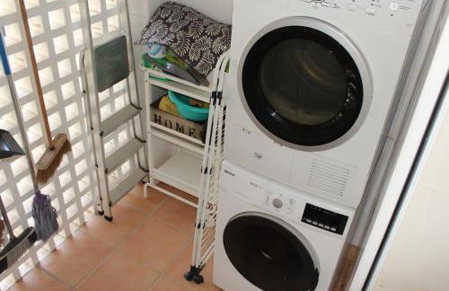 Apartment in El Presidente Beach Side New Golden Mile - Photo 11