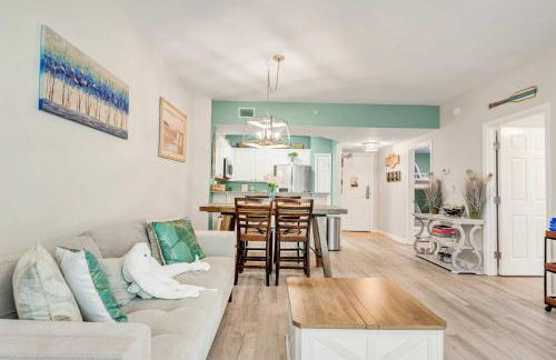 Coastal Haven Pools Restaurant & Beach Shuttle - Foto 36