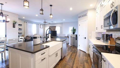 Central Luxury Mountain Oasis with TWO Pools and Jacuzzis - Foto 2