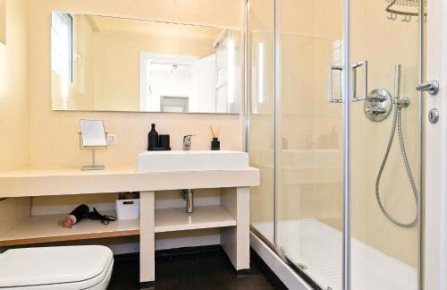 Peaceful Penthouse with Garage by NDP rent - Foto 16