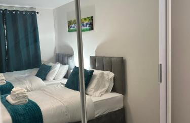 Affluent Living Property perfect for contractors & individuals Free Parking - Foto 9