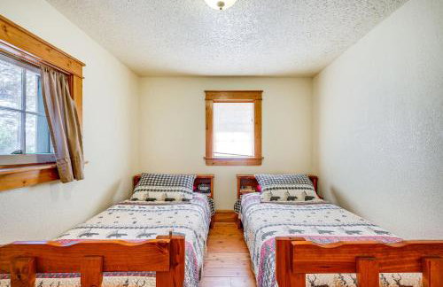 Secluded Stonewall Cabin with Mountain View! - Foto 18