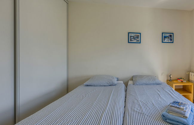 4 bedroom House in Cailhau with private pool and garden - Photo 10