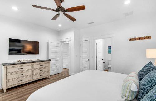 Latitude! New 8 Bedrooms! Beach! - Foto 27