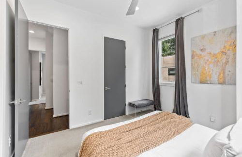 12 South Home WALK to Belmont with Deck and Patio - Foto 26