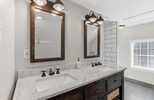 The Given House - Modern Midtown Stay - Foto 56