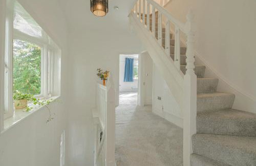 Central Banbury Stay Comfy and Spacious for groups 9 sleeps - Foto 14