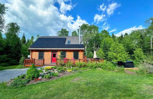 BC Log cabin with private beach river fire pit AC wifi onsite trails ski slope views - Foto 39