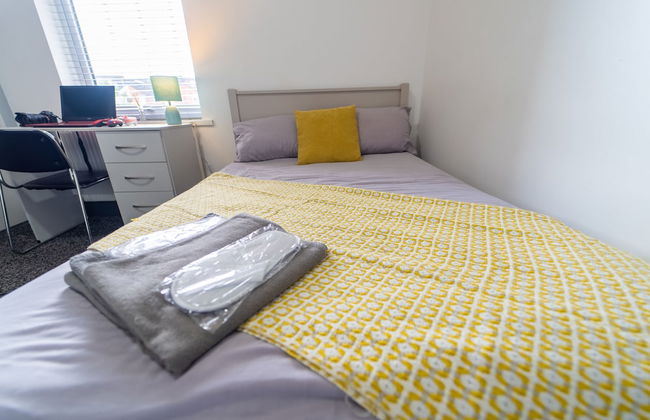 Impeccable 1-bed Studio in Birmingham - Photo 2