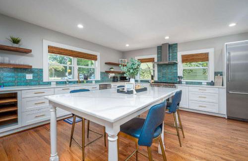 Stylish Durham Retreat - Walkable Sleeps 6 - Foto 23