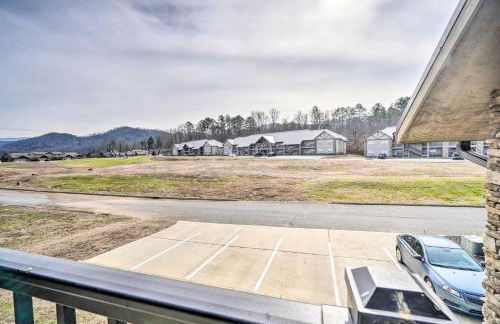 Chic Townsend Condo with Saltwater Pool! - Foto 21