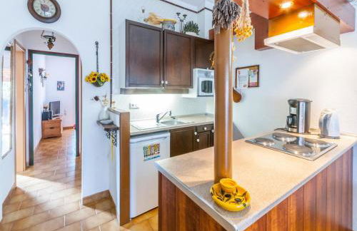 Peaceful Holiday Home in Costa Brava With Private Pool - Foto 18