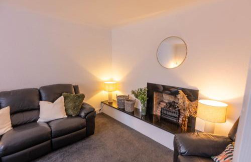 Spacious Home 10 mins to Airport & Braehead - Pass the Keys - Foto 7