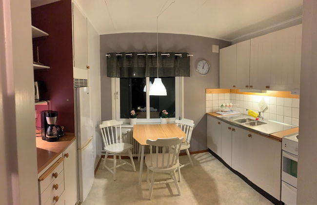 4 Bed Apartment With Balcony in Karlskrona - Photo 8