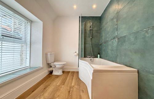 Spacious Home Near Seafront & Train Station 5 Bed Sleeps 10- Central Penzance - Foto 11