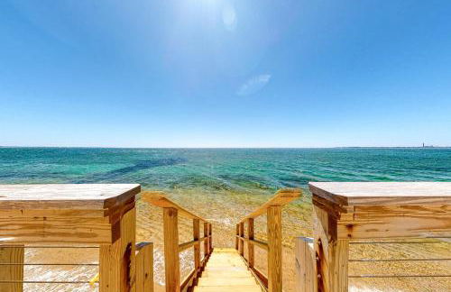 Nautical Haven at Seaside - Photo 4