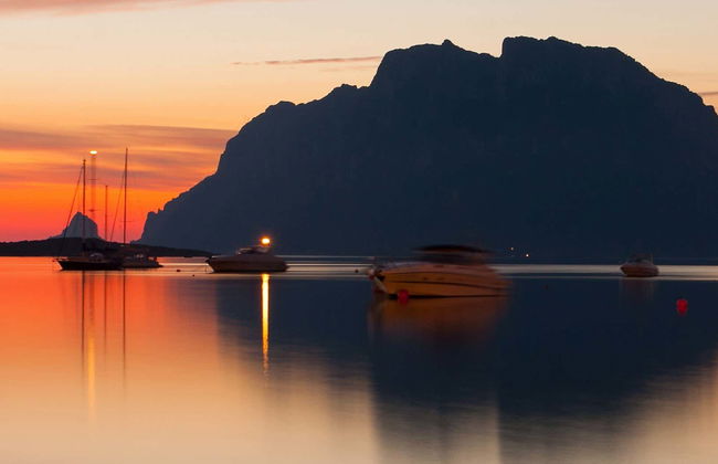 Passeio de barco ao entardecer com aperitivo + Jantar na Costa Corallina - Foto 5