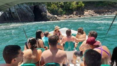 Disfrutando del paseo en barco