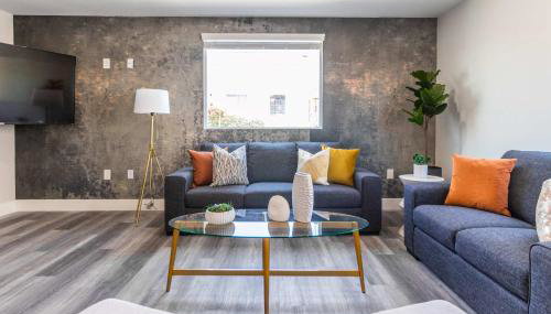 Modern 4BR Stay Premium Beds & Full Kitchen - Foto 2