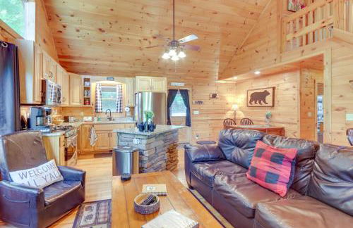 Hot Tub and Game Room Charming Morganton Cabin! - Foto 3