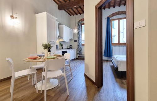 "Casa del Borgo" charming flat at 30 min from Florence, 2 Smart TV - Foto 3