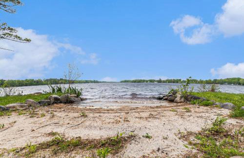 Relax Explore Waterfront Crawford Lake Cottage - 4878 - Foto 68