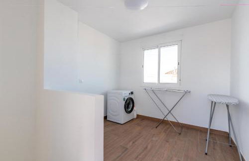 Amplio y luminoso chalet en Gerena, para familias o grupos - Foto 29