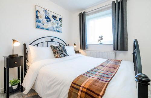 2BR Modern Flat With Free Parking - Foto 25