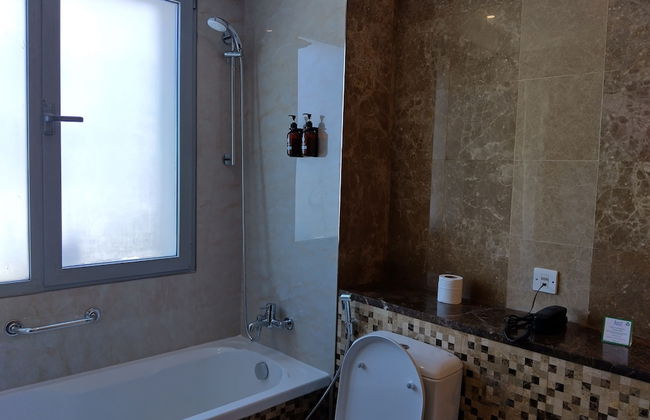 Tulip Creek Hotel Apartments - Photo 57