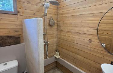 The Farmhouse - Photo 21