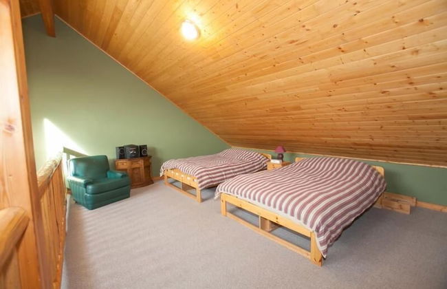 Outlaws Inn by Apex Accommodations - Photo 3