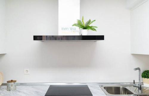 Descubre Granada Piso en el Centro de la Ciudad - Foto 5